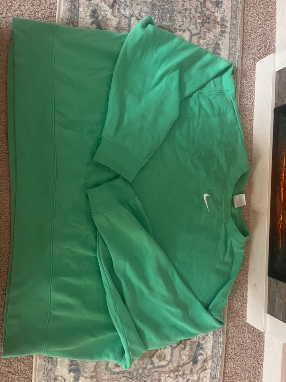 Nike GreenCrewneck Sweatshirt